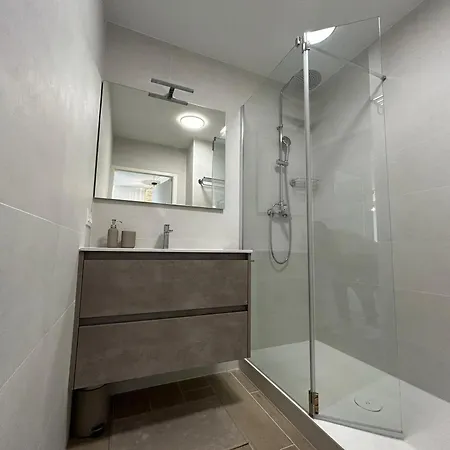 Apartment T2 Renove Avec Terrasse, A 300m De La De Socoa - Fr-1-239-1093 *