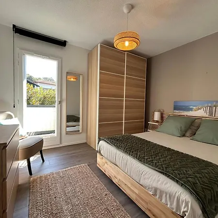 T2 Renove Avec Terrasse, A 300m De La De Socoa - Fr-1-239-1093 Ciboure